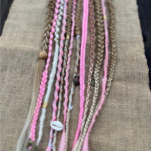 Pink and Blonde Clip In Dreadlocks NWT - Picture 2 of 5